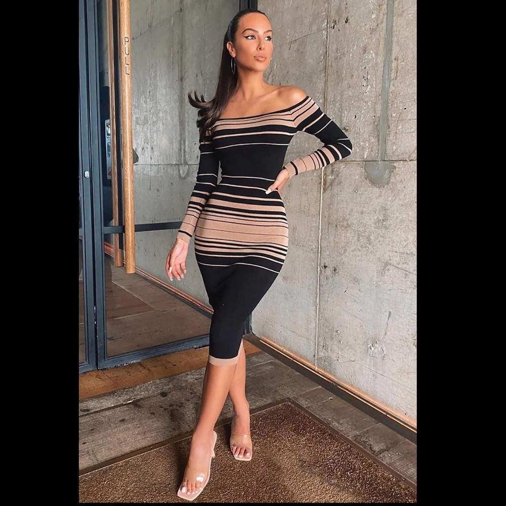 🆕🌸FASHION NOVA Catch Me Offline🌸